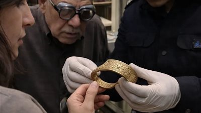 قصه وحكايه 