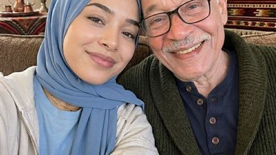 جدى هو اللى ربانى لمشيرة محمد