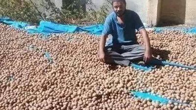 شوفو رب العباد لما يحب يكافئ عبده 